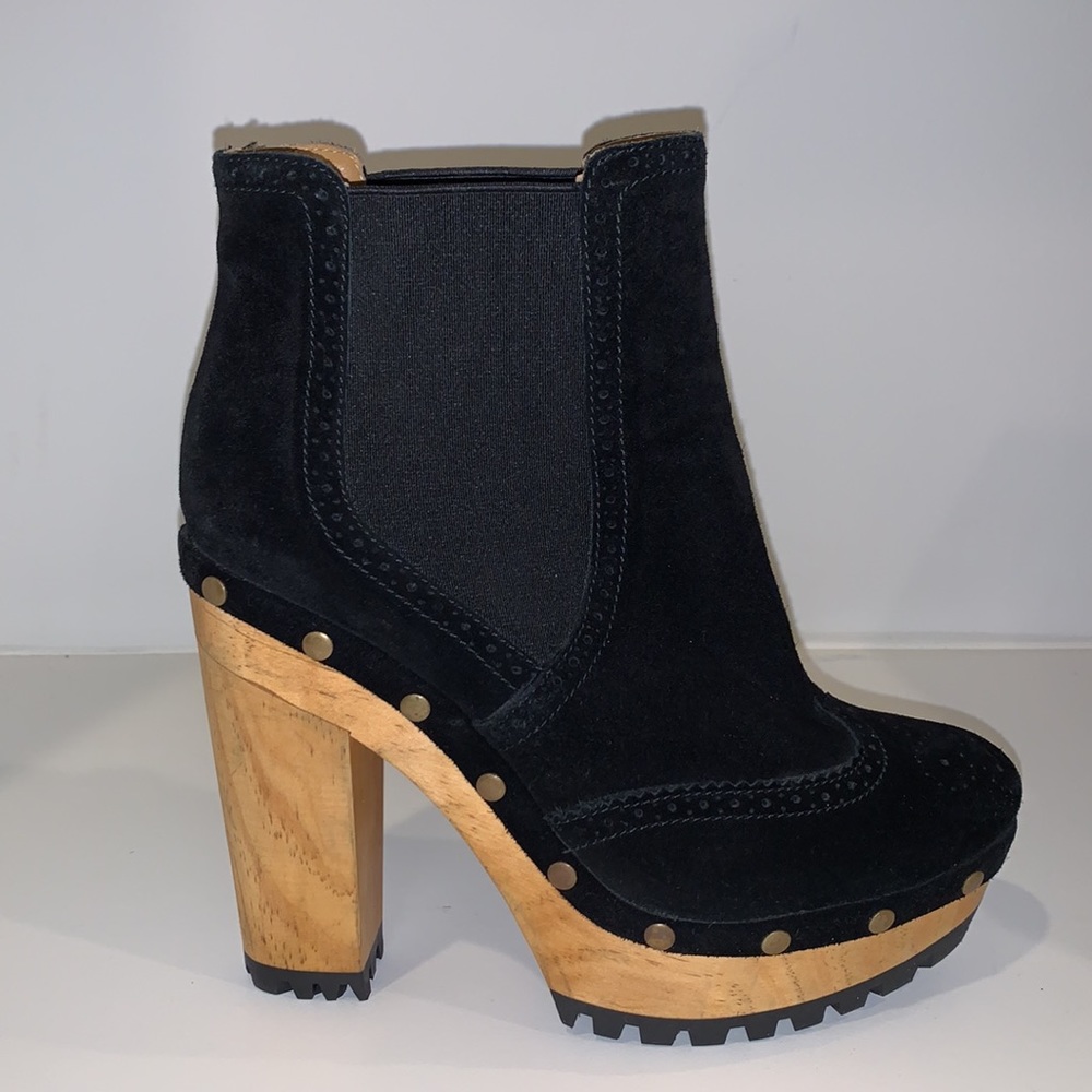 Polo Ralph Lauren Camryn Suede Bootie. - Picture 5 of 15